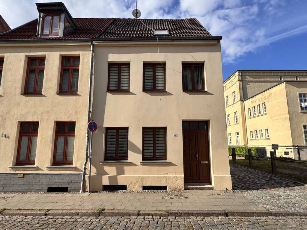 Stadthaus in der Wismarer Altstadt zu verkaufen! – Foto 1, 23966 Wismar